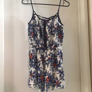 Women/teen romper